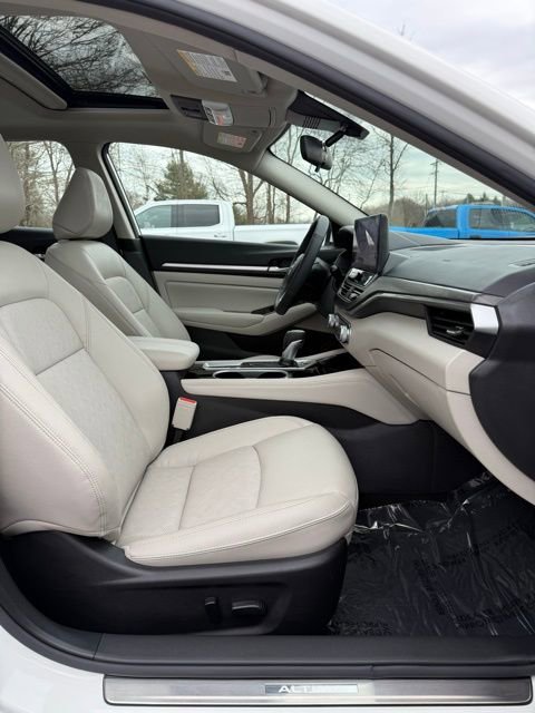 Used 2024 Nissan Altima 2.5 SL image 17