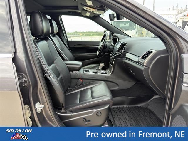 Used 2020 Jeep Grand Cherokee Limited AWD/4WD image 15