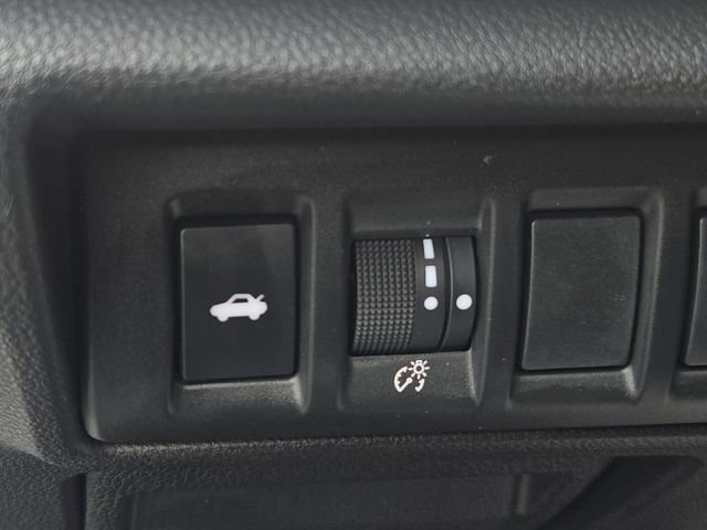 Used 2023 Subaru Legacy Limited AWD/4WD image 27
