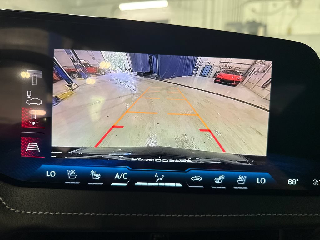 New 2026 Chevrolet Corvette Stingray Preferred Cpe w/ Z51 Performance Package RWD image 17