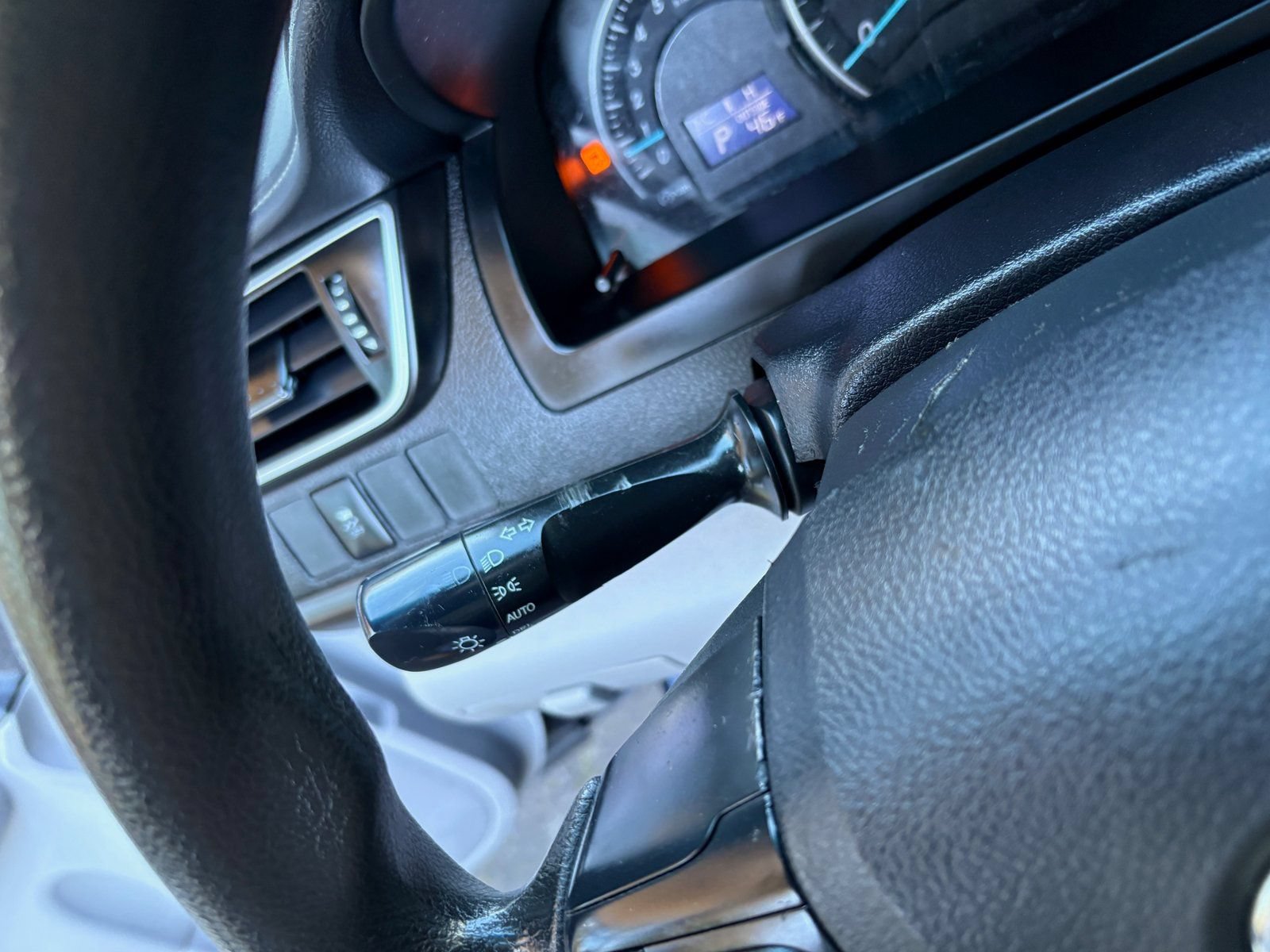 Used 2015 Toyota Camry LE FWD image 35