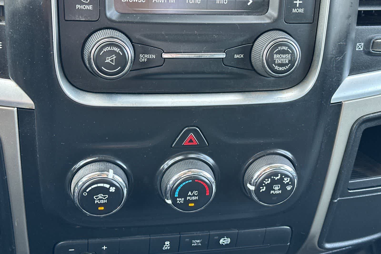 Used 2015 RAM 2500 SLT AWD/4WD image 21