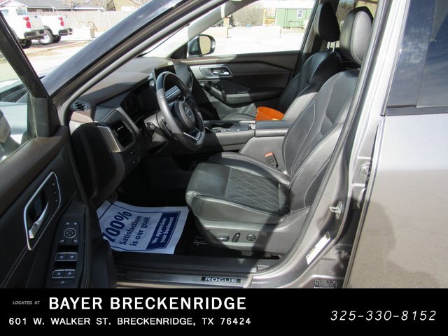 Used 2021 Nissan Rogue Platinum image 17