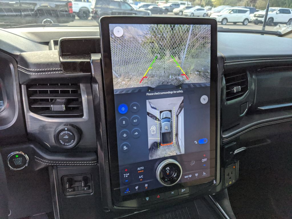 Used 2024 Ford F150 Lightning Platinum image 29