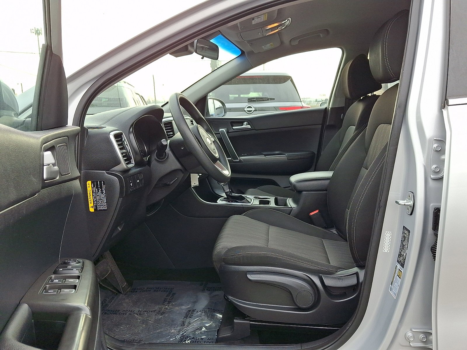 Used 2021 Kia Sportage LX image 13