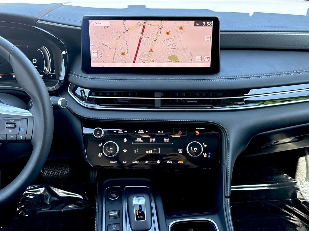 Certified 2025 INFINITI QX60 Luxe w/ Vision Package FWD image 15