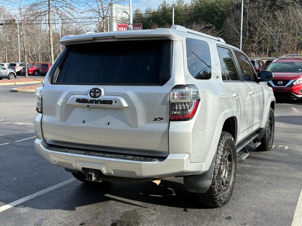 Used 2018 Toyota 4Runner SR5 Premium image 6