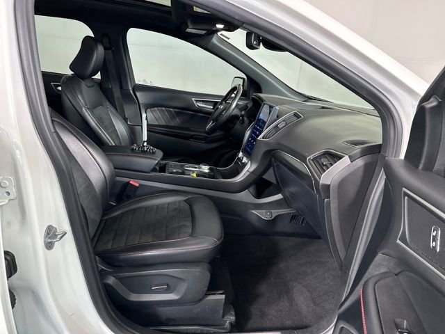 Used 2022 Ford Edge ST-Line image 28