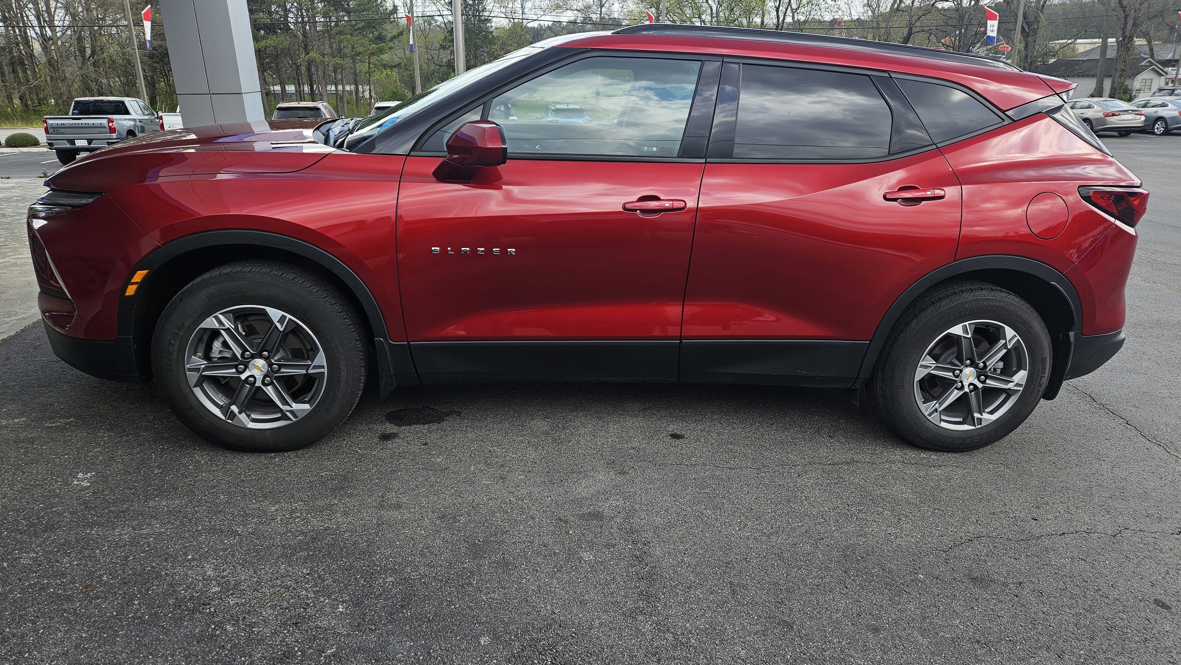 Used 2023 Chevrolet Blazer LT w/ Convenience Package image 1