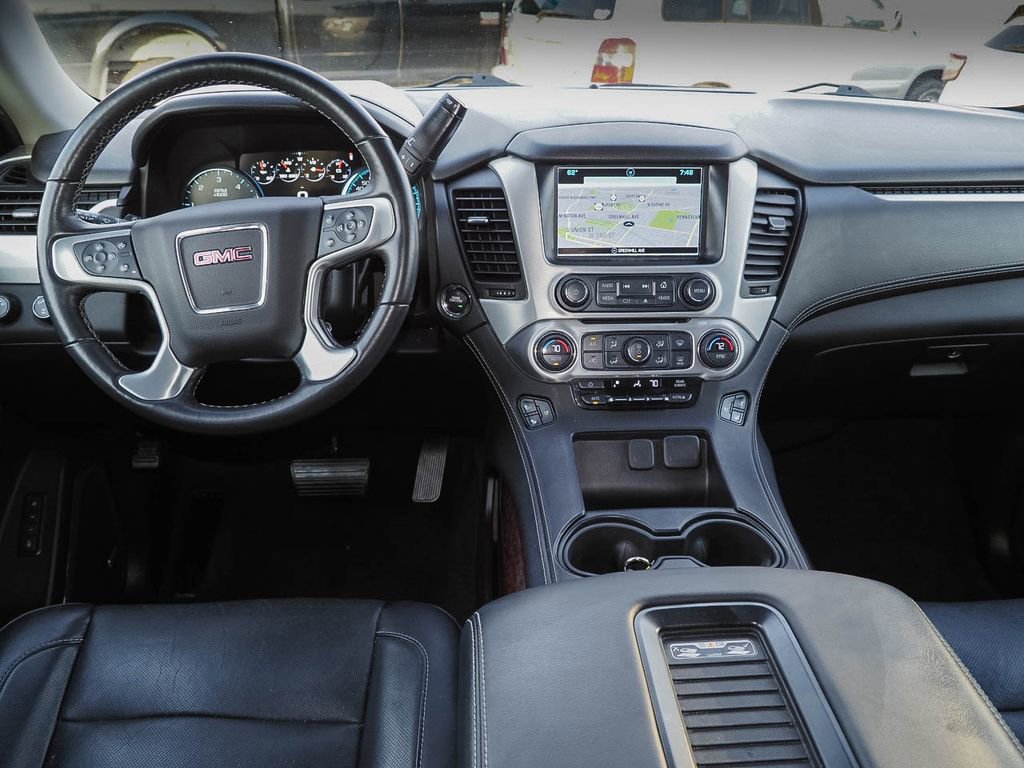 Used 2017 GMC Yukon XL SLT w/ Open Road Package image 12