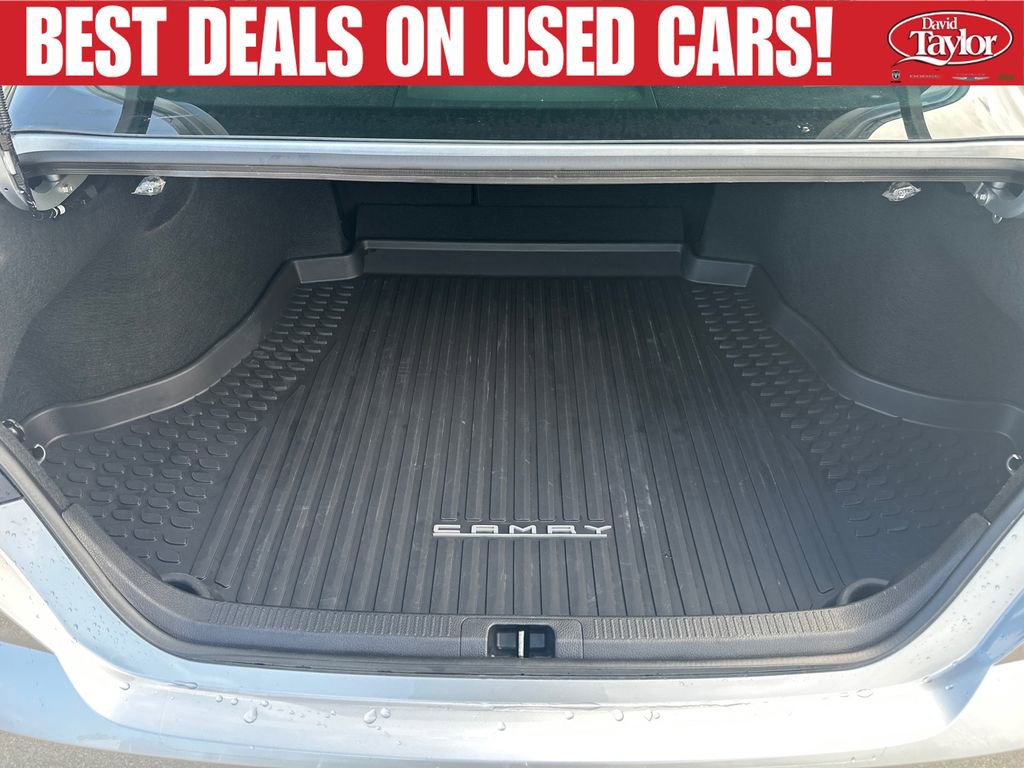 Used 2025 Toyota Camry LE w/ Convenience Package FWD image 32