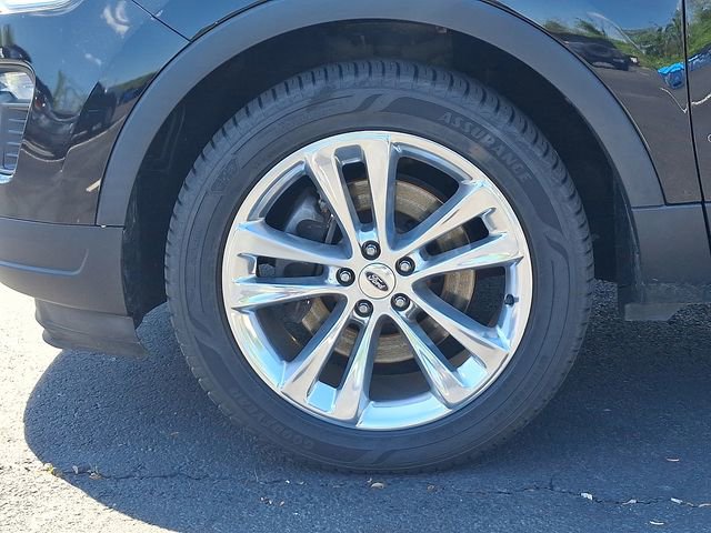Certified 2019 Ford Explorer XLT w/ Equipment Group 202A AWD/4WD image 33