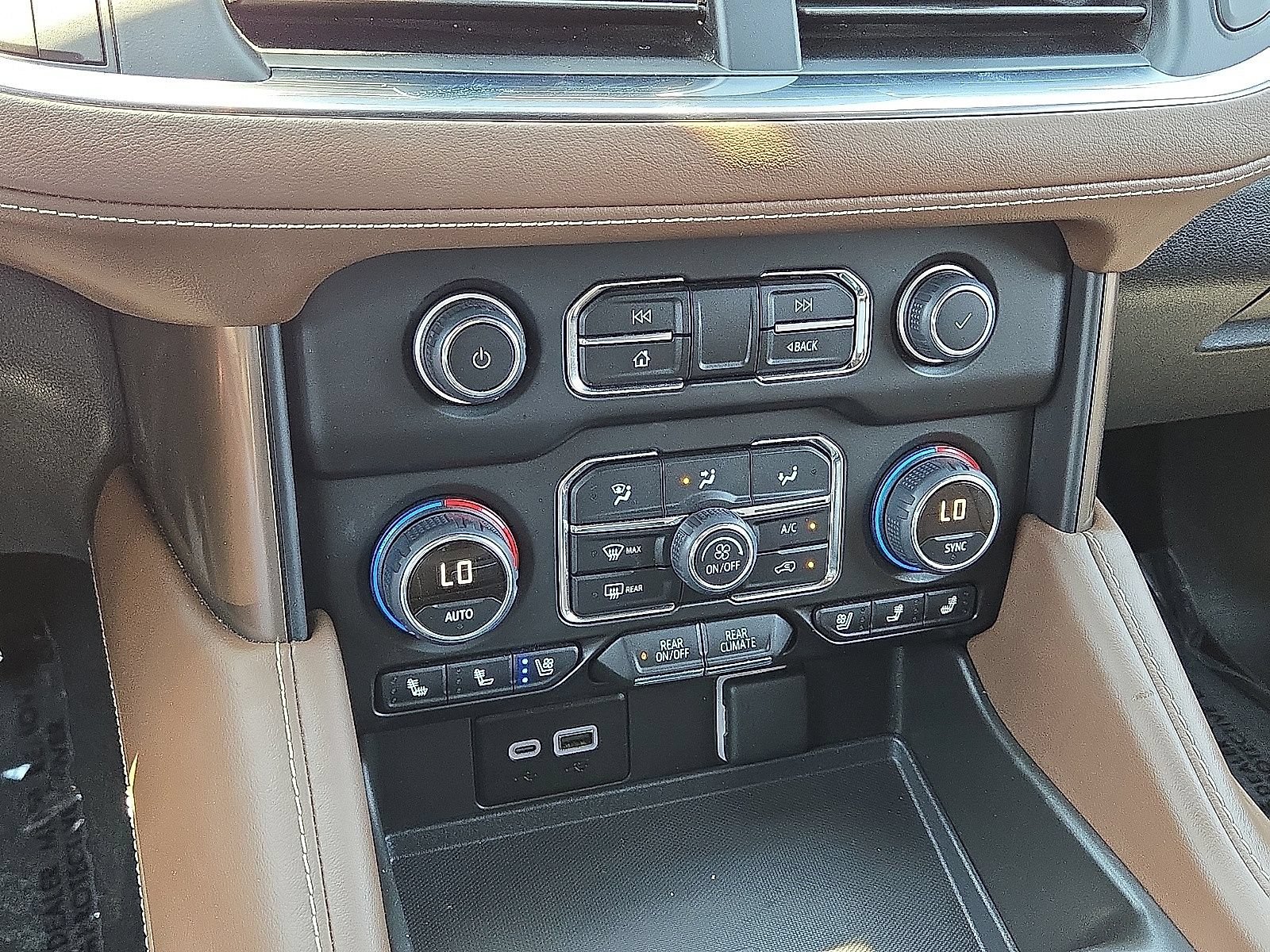 Used 2023 Chevrolet Tahoe High Country AWD/4WD image 31