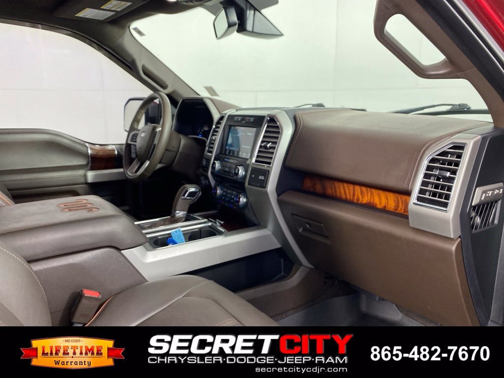 Used 2016 Ford F150 King Ranch w/ Equipment Group 601A Luxury AWD/4WD image 31