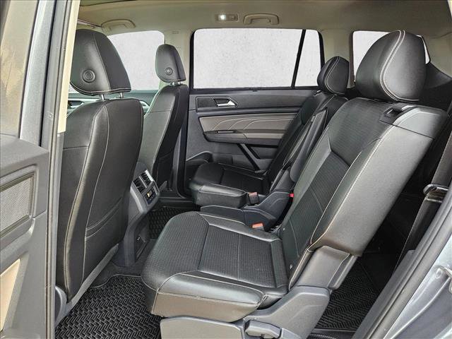 Used 2023 Volkswagen Atlas SE w/ Panoramic Sunroof Package image 19