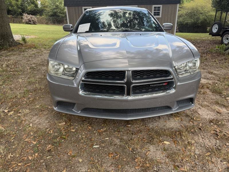 Used 2013 Dodge Charger SE w/ Connectivity Group RWD image 6