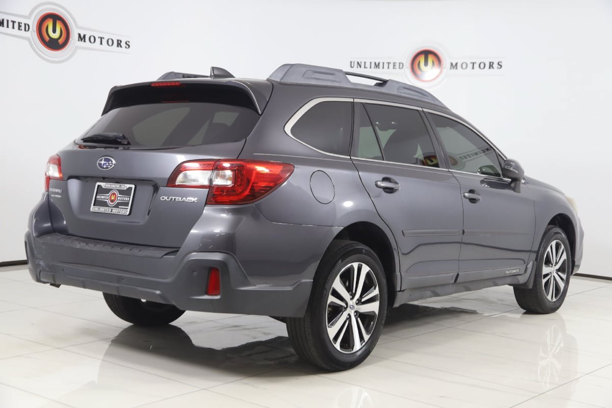 Used 2019 Subaru Outback 2.5i Limited AWD/4WD image 3