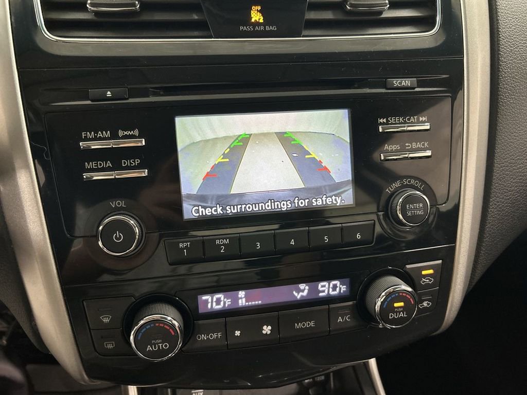 Used 2015 Nissan Altima 2.5 SV FWD image 15