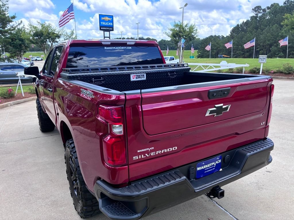 Used 2024 Chevrolet Silverado 1500 LT Trail Boss w/ Protection Package AWD/4WD image 11