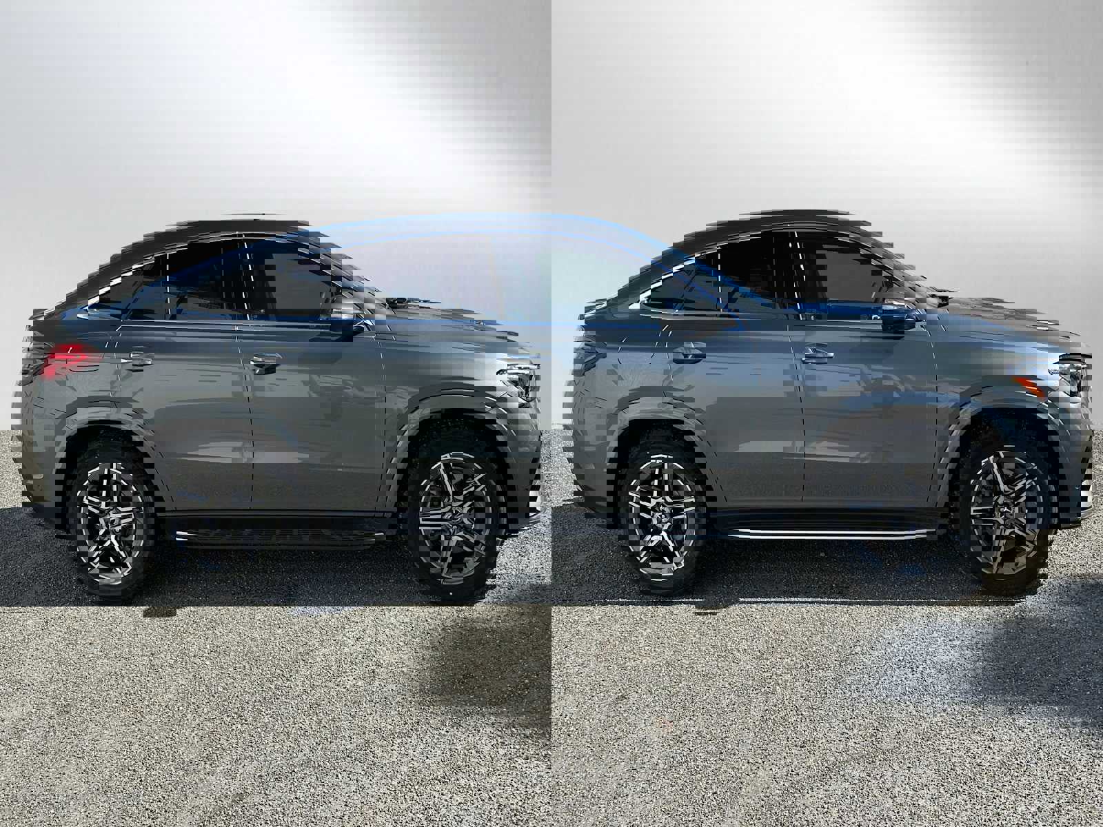 Used 2026 Mercedes-Benz GLE 450 4MATIC Coupe image 2