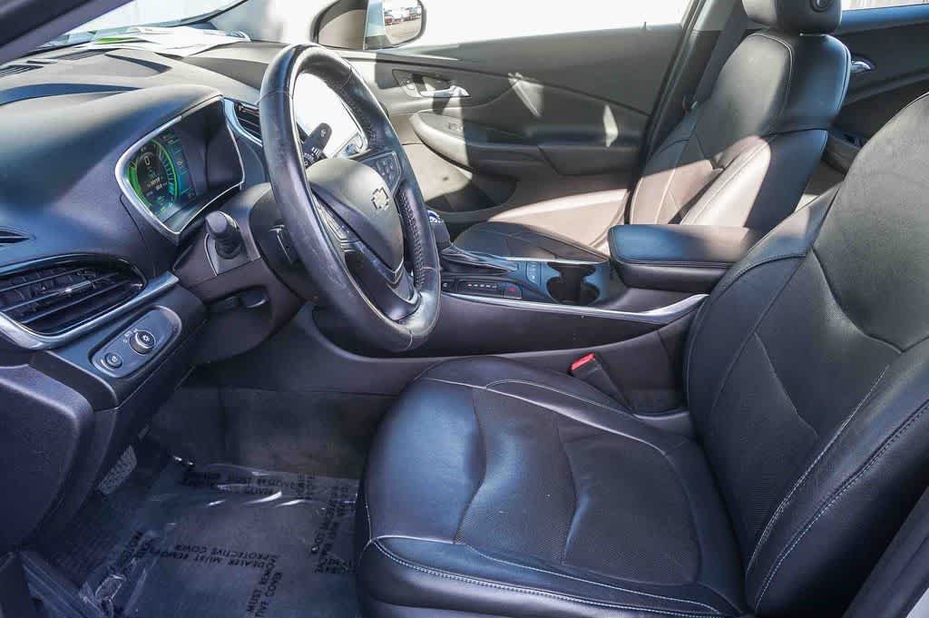 Used 2017 Chevrolet Volt Premier w/ Driver Confidence II Package FWD image 19