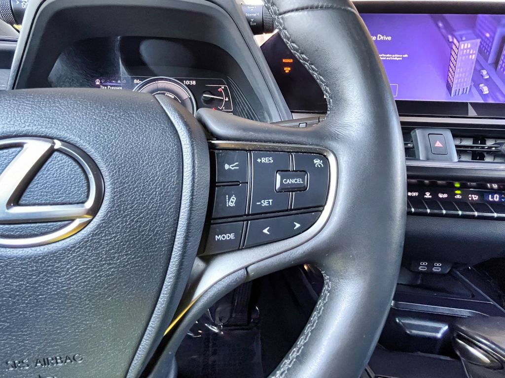 Used 2023 Lexus UX 250h AWD w/ Premium Package image 32
