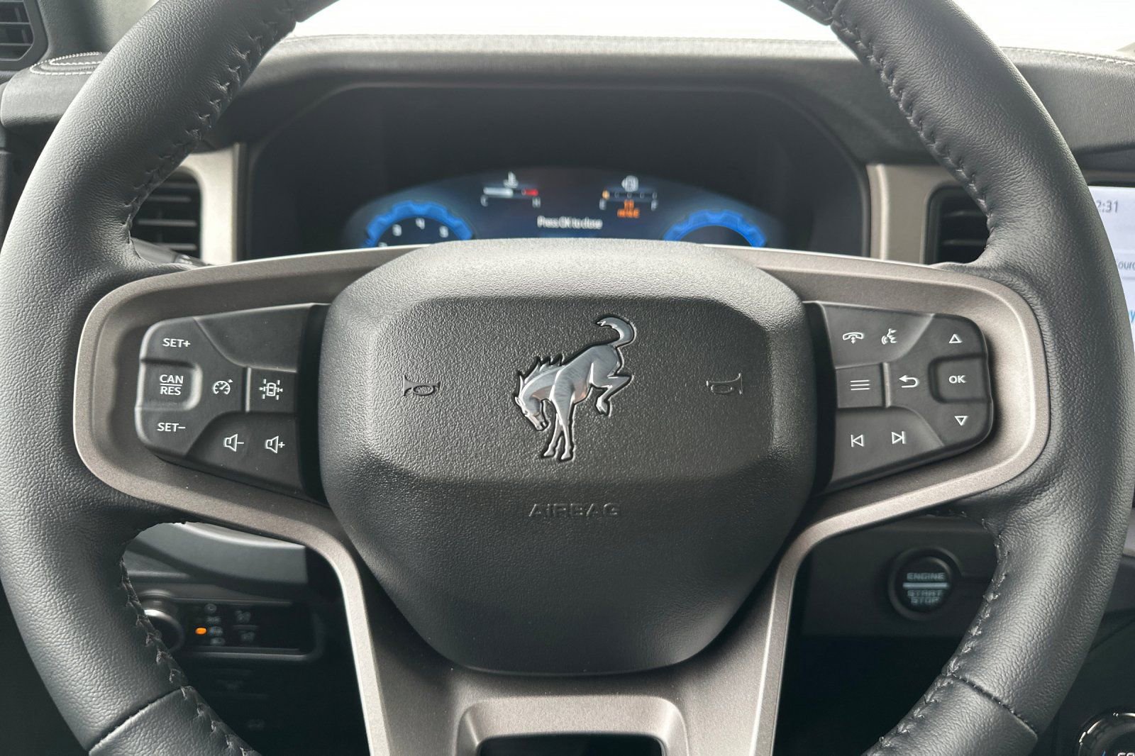 New 2026 Ford Bronco Outer Banks w/ Sasquatch Package image 24