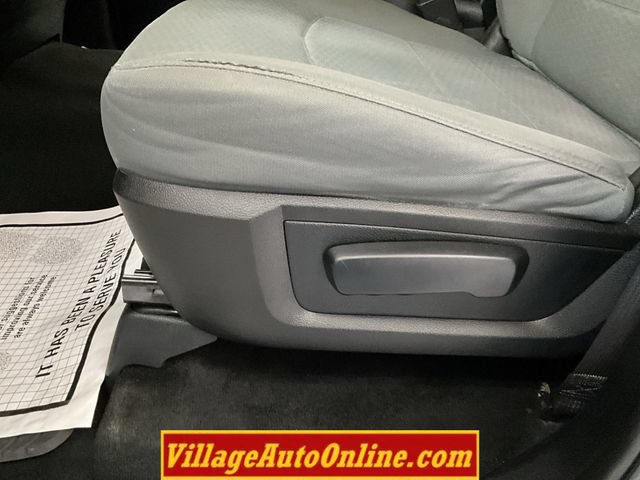 Used 2016 RAM 1500 Express AWD/4WD image 14