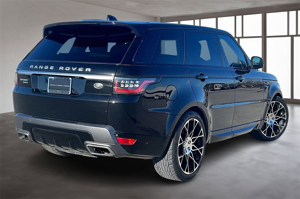 Used 2018 Land Rover Range Rover Sport HSE image 2