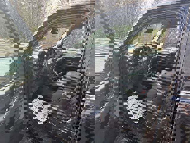 Used 2023 Ford F150 Lariat image 3