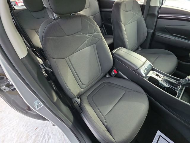 Used 2023 Hyundai Tucson SE image 26
