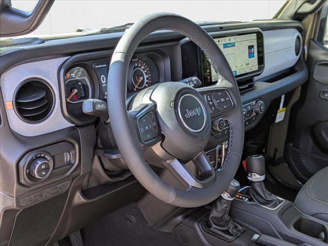 New 2025 Jeep Gladiator Sport AWD/4WD image 3