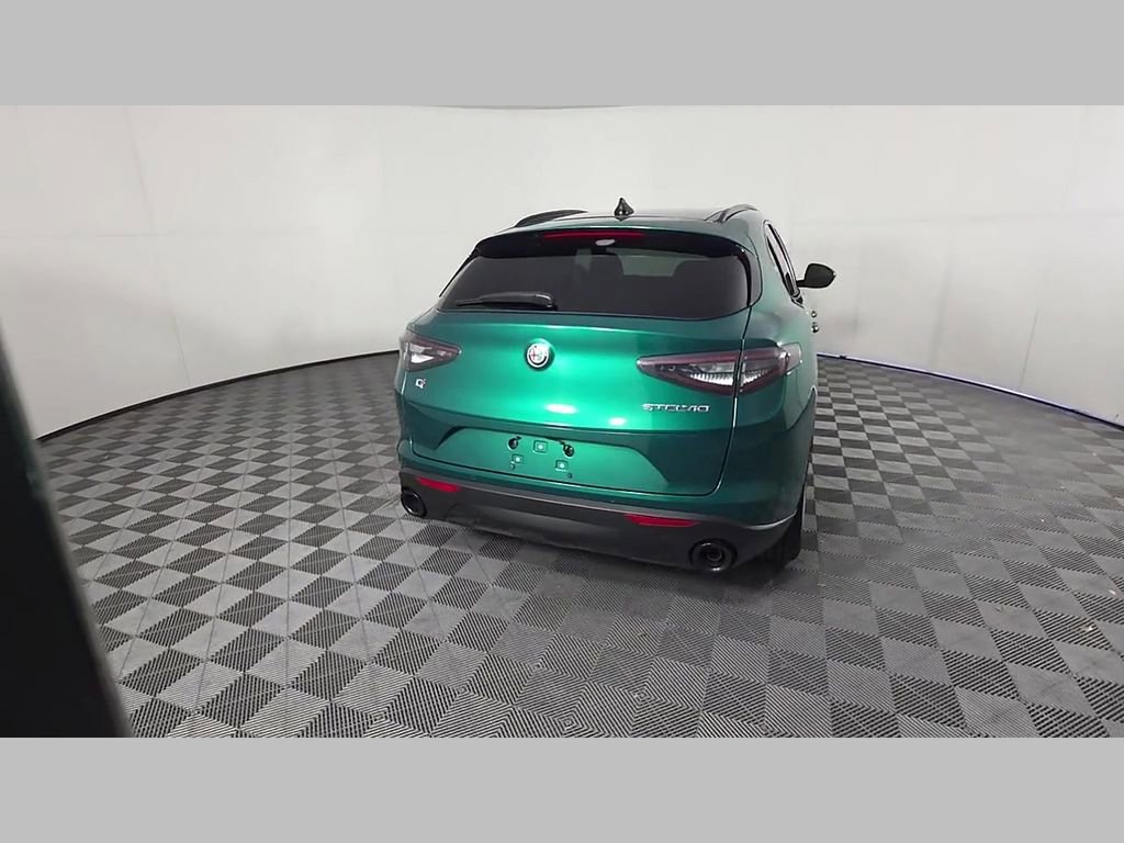 New 2025 Alfa Romeo Stelvio Sprint w/ Convenience Package image 30