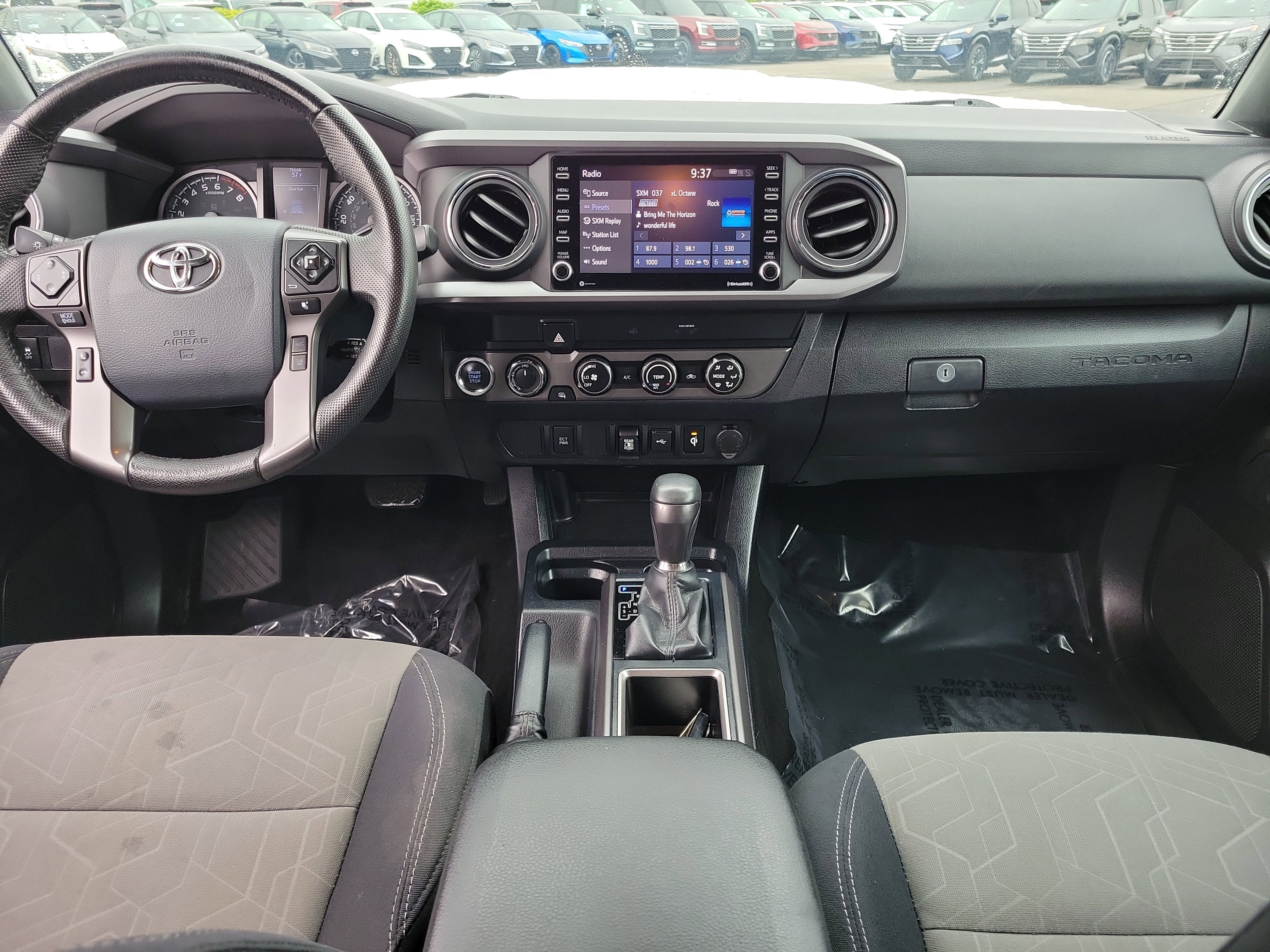 Used 2020 Toyota Tacoma TRD Sport image 9