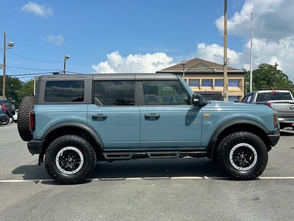 Used 2022 Ford Bronco Badlands w/ Sasquatch Package AWD/4WD image 11