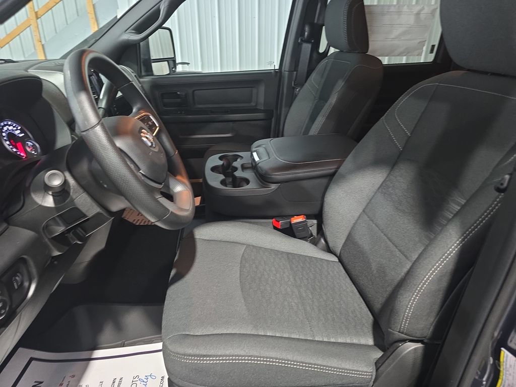 New 2026 RAM 2500 Warlock AWD/4WD image 13