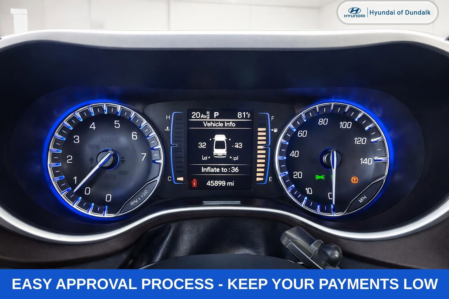 Used 2022 Chrysler Voyager LX image 13