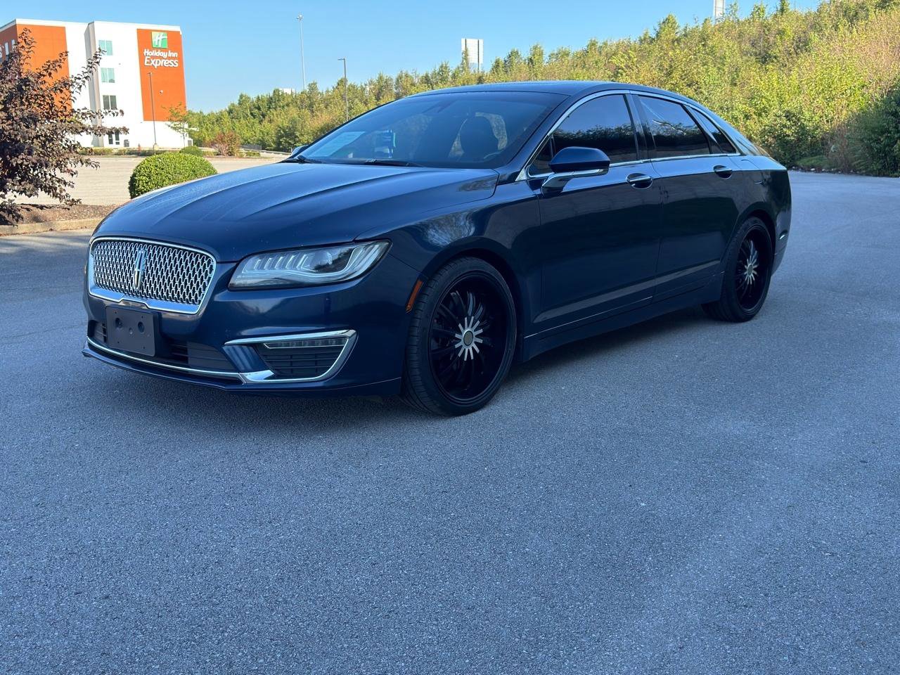 Used 2017 Lincoln MKZ Reserve w/ Climate Package FWD image 7