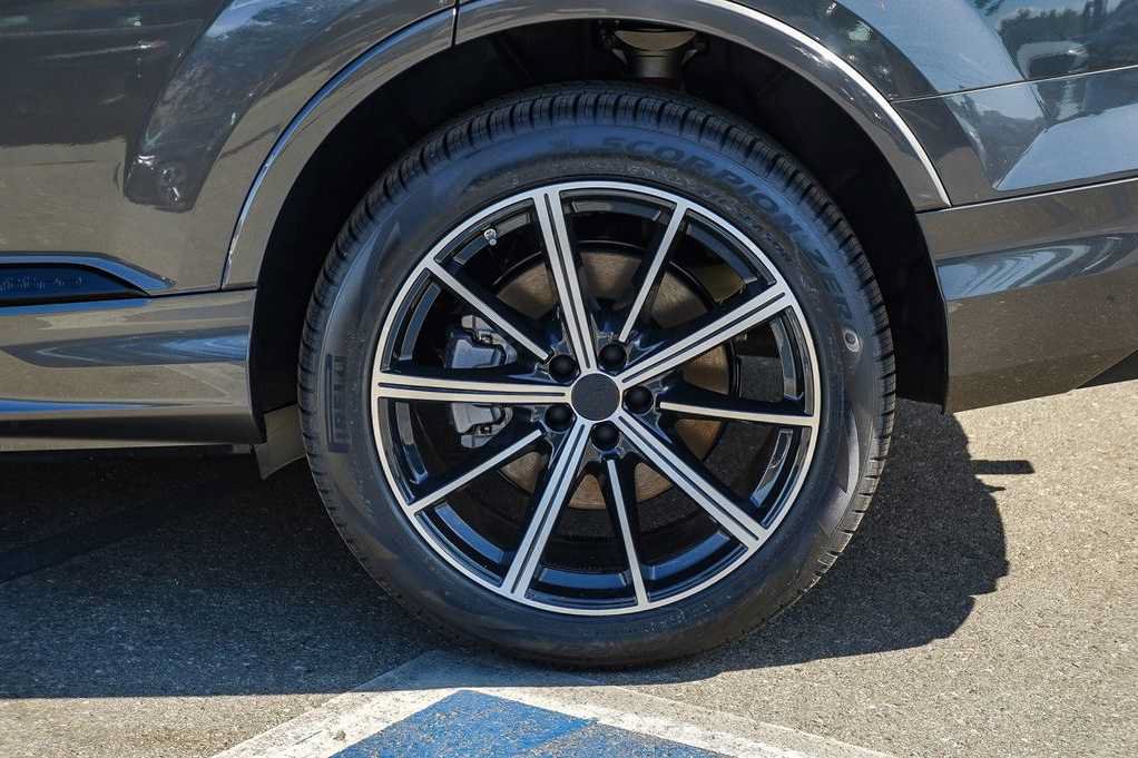 New 2026 Audi Q7 2.0T Premium Plus AWD/4WD image 11