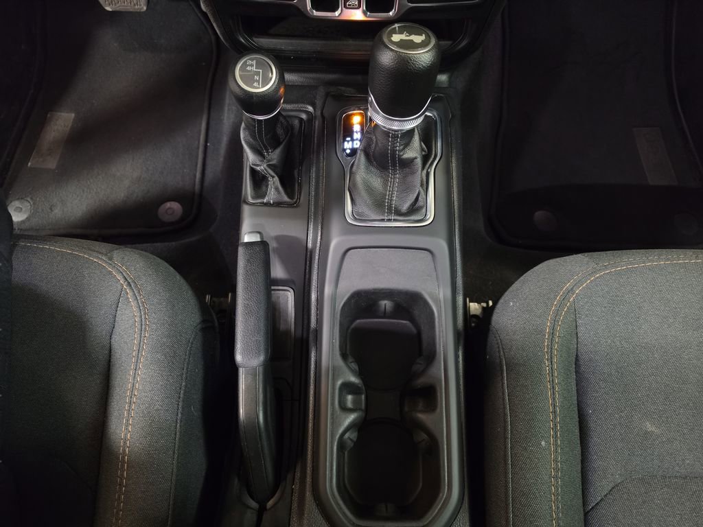 Used 2024 Jeep Wrangler Sport S image 23