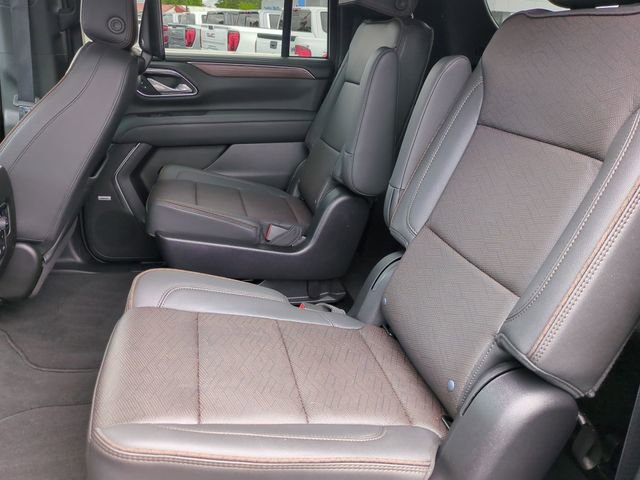 Used 2024 Chevrolet Suburban High Country w/ Advanced Technology Package AWD/4WD image 22