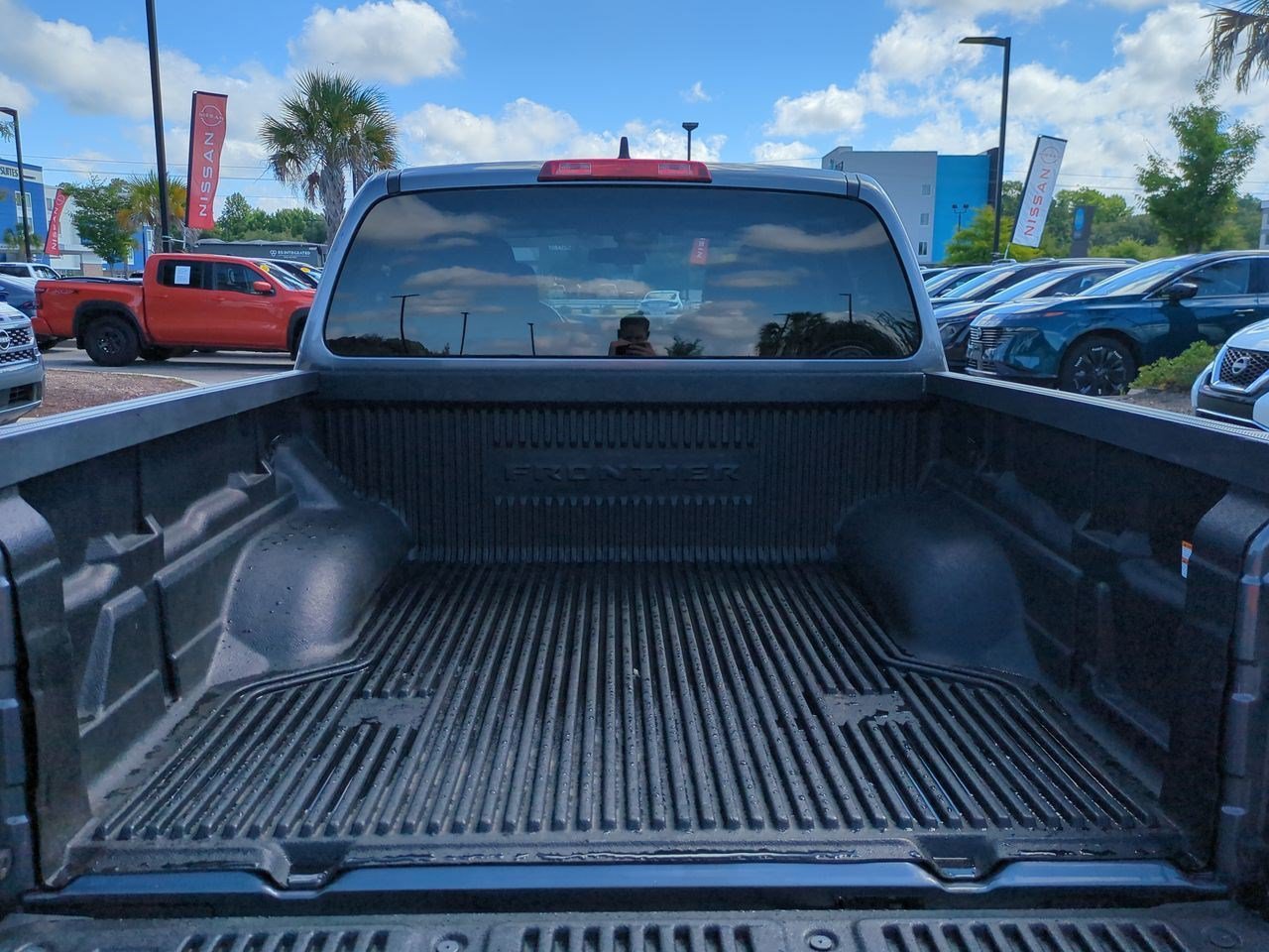 Certified 2023 Nissan Frontier SV AWD/4WD image 32