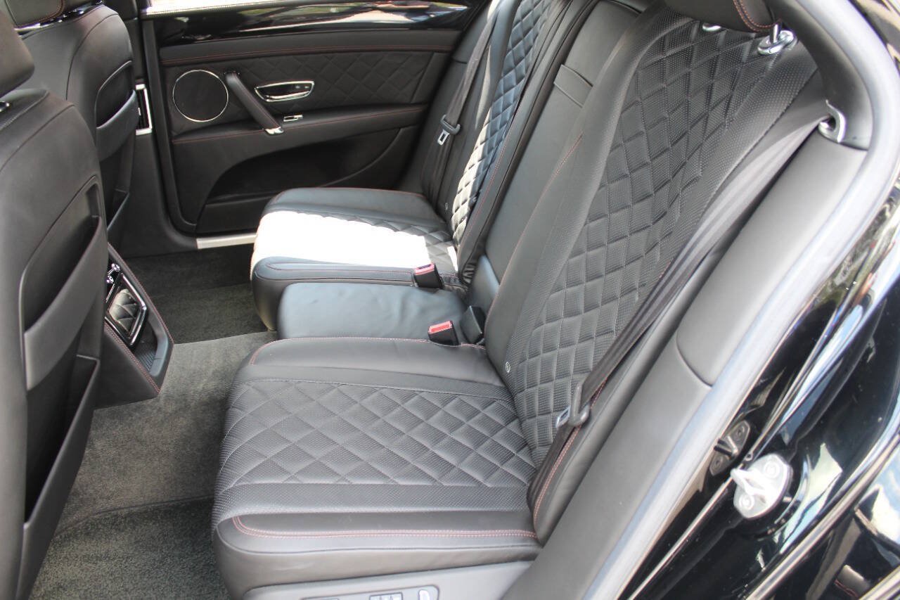 Used 2018 Bentley Flying Spur S V8 AWD/4WD image 22