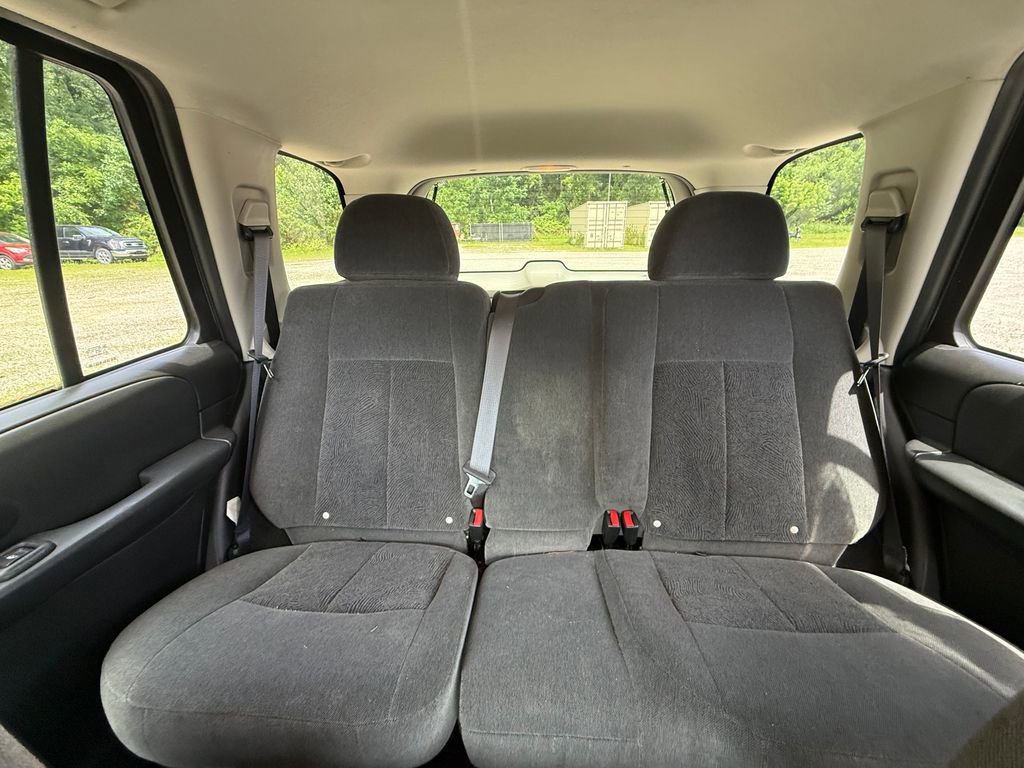 Used 2005 Chevrolet TrailBlazer LT AWD/4WD image 19