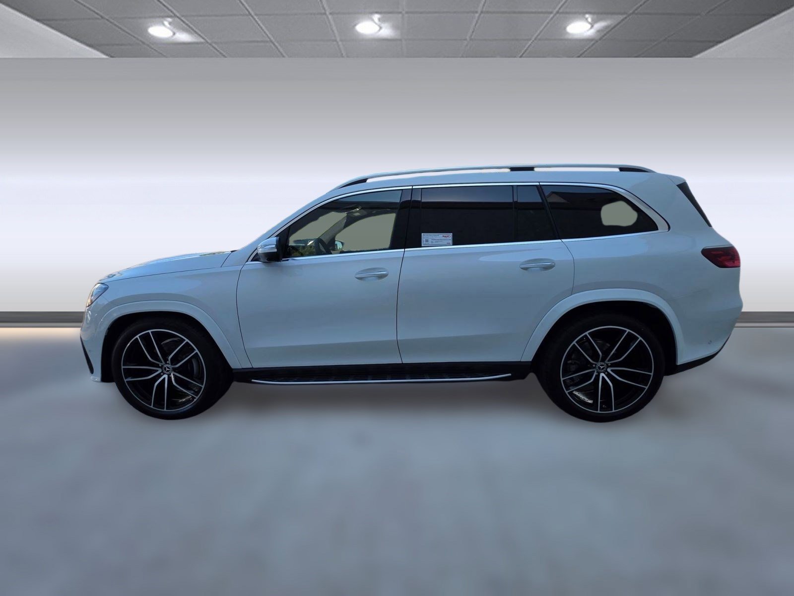 New 2026 Mercedes-Benz GLS 580 4MATIC image 2