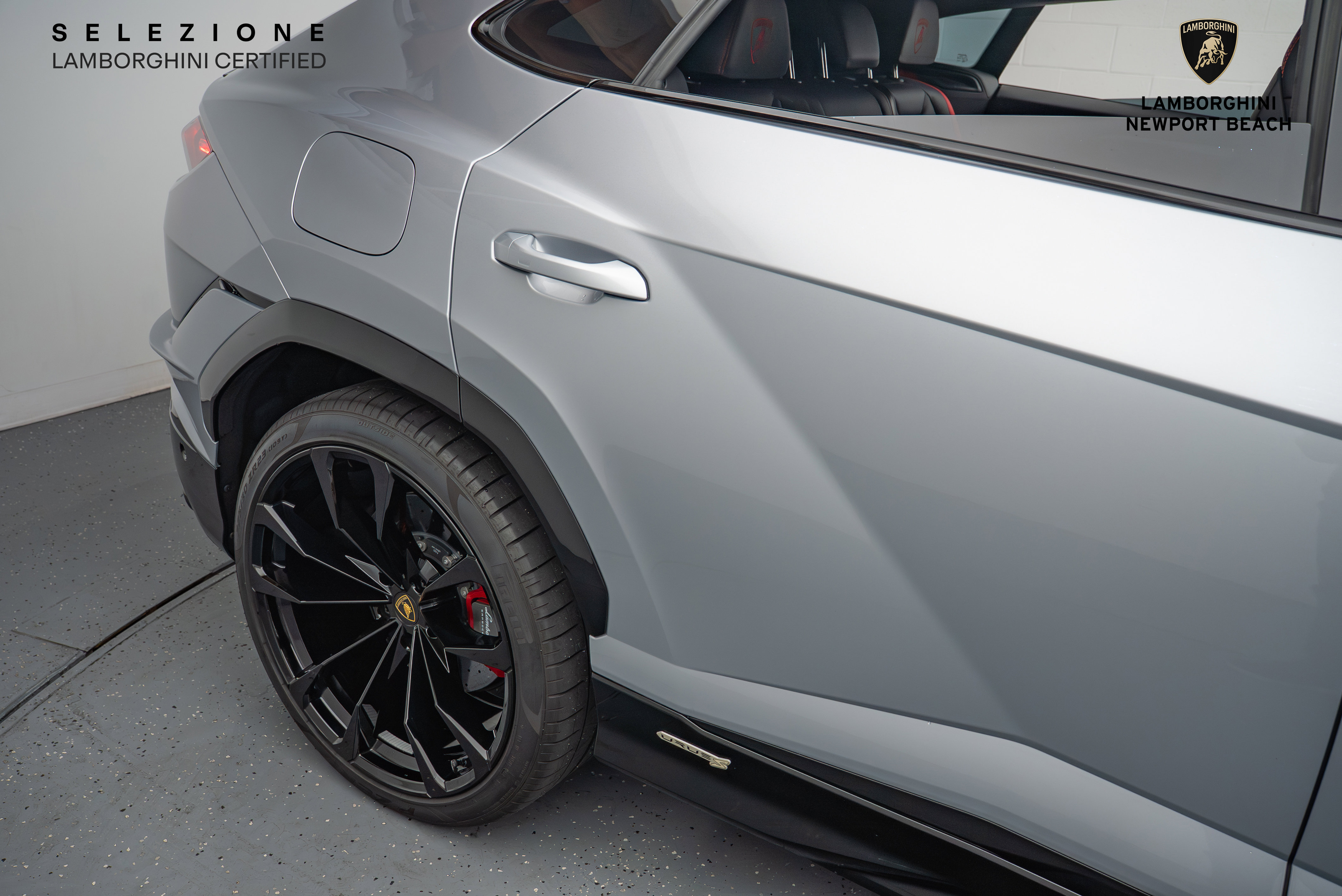 Used 2024 Lamborghini Urus S image 8