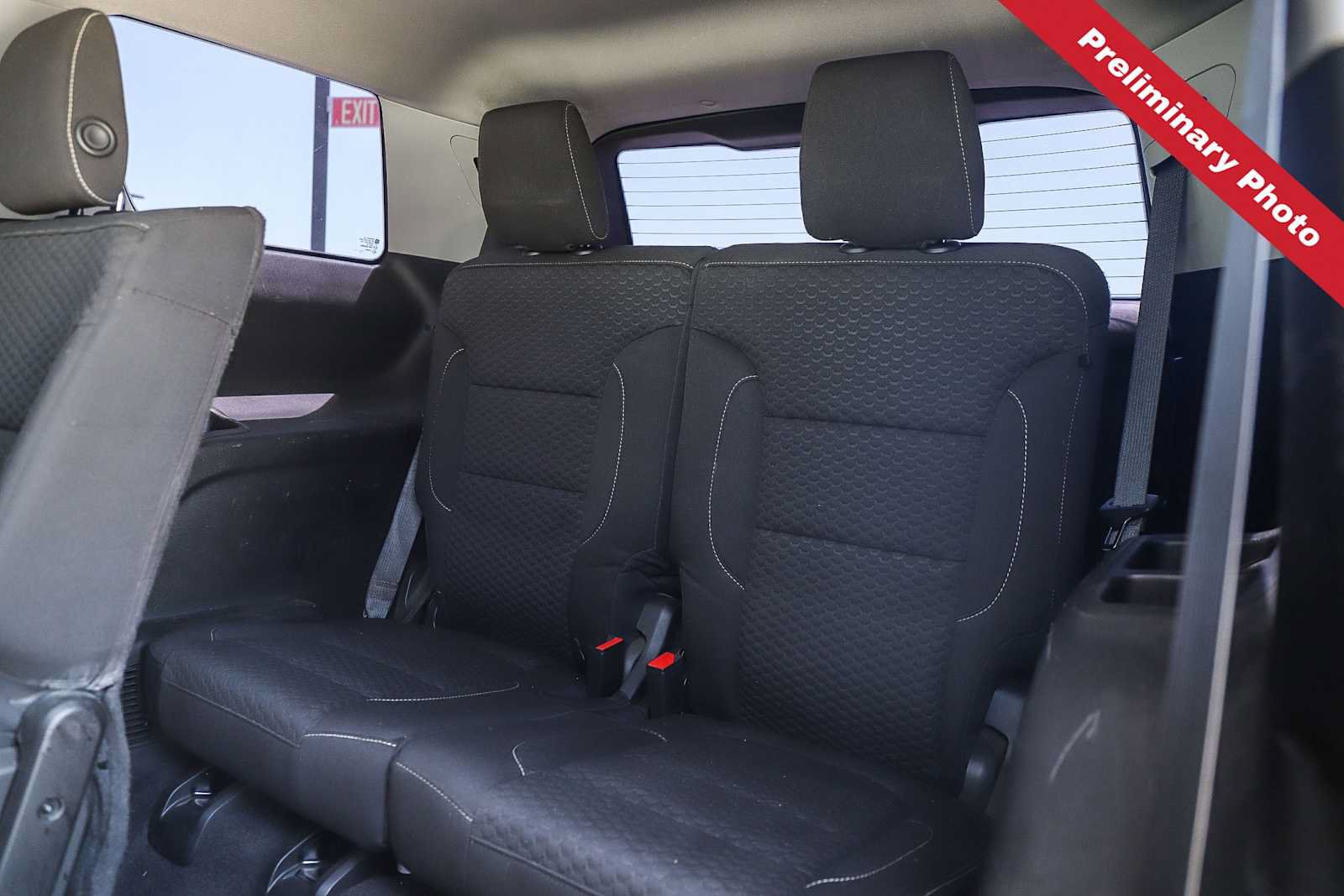 Used 2019 GMC Acadia SLE FWD image 13