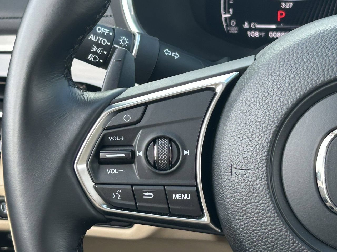 Certified 2025 Acura MDX FWD w/ Technology Package image 26