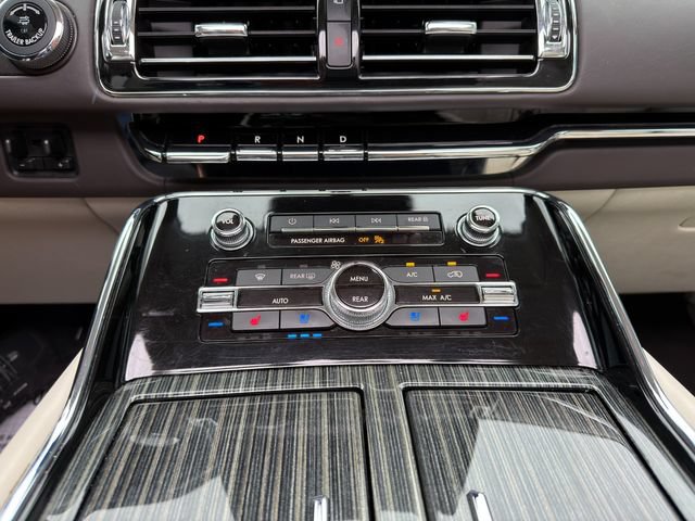 Used 2023 Lincoln Navigator Black Label AWD/4WD image 39