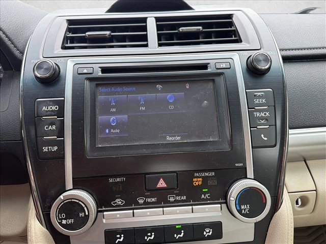 Used 2014 Toyota Camry LE FWD image 19